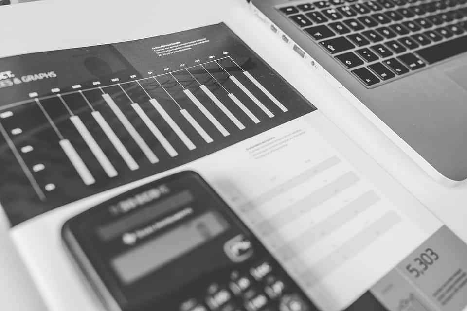 Calculator and tax forms — how to file a GST/HST return in Canada