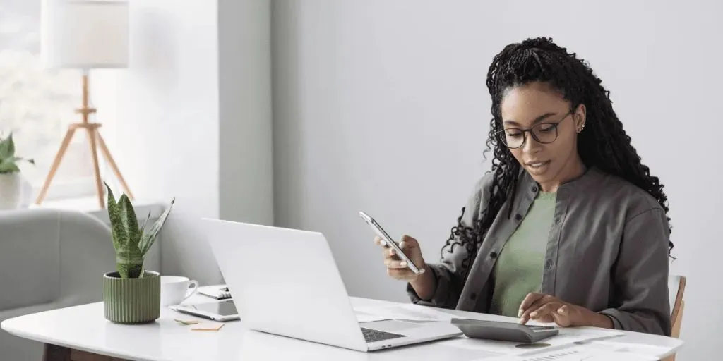 Benefits of Enrolling in a Canadian Accounting and Tax Training Centre